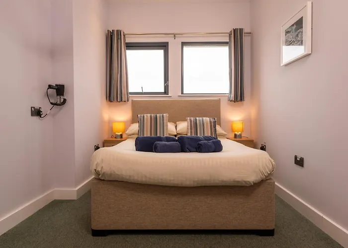Harbour Stays - The Marine Centre, Saundersfoot Harbour, Sa69 9He
