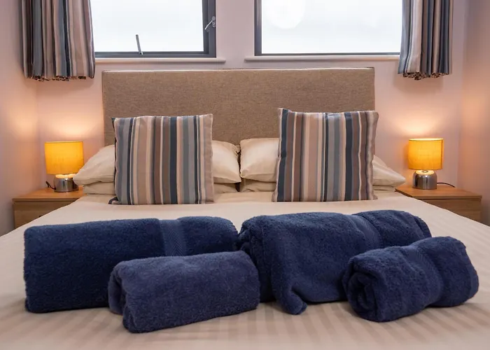 Harbour Stays - The Marine Centre, Saundersfoot Harbour, Sa69 9He